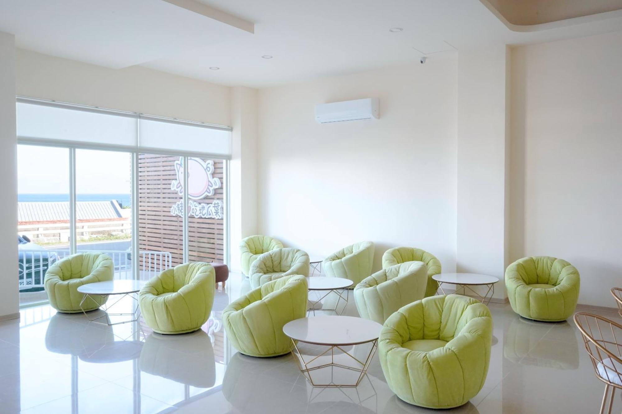 Little Piggy B&B Manzhou Exterior photo